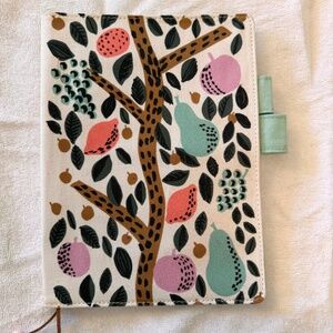 Hobonichi A5 Eri Shimatsuka Hedelmäpuu Cover